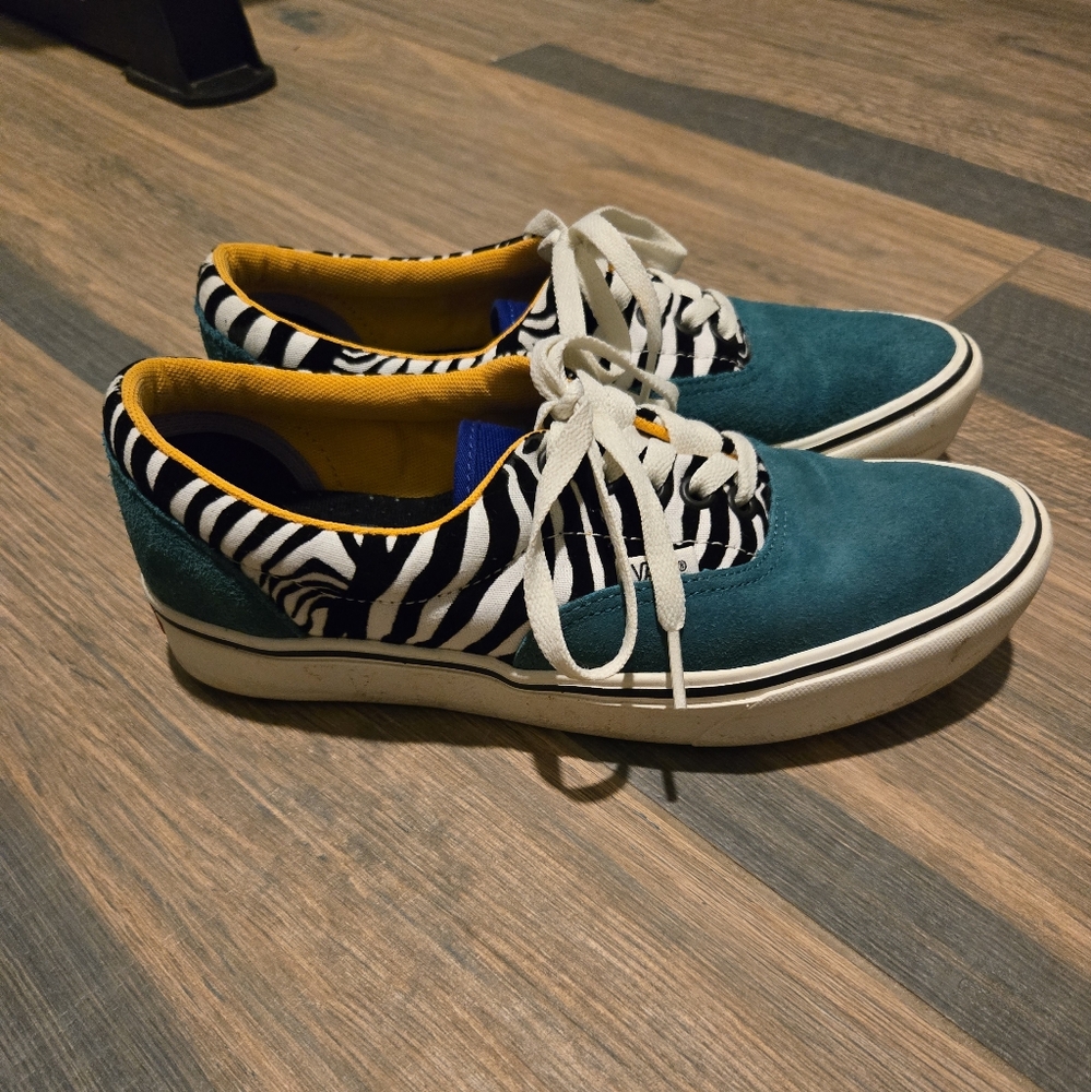 Vans Comfycush Zebra & Teal Women's 8.0